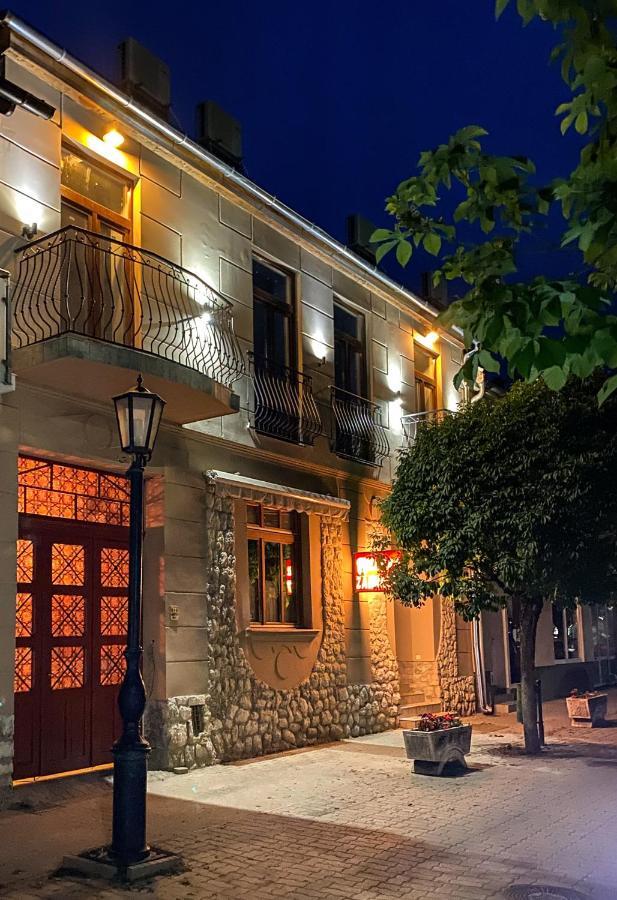 Holiday Apartmanház Harkány Exterior foto